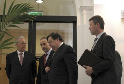 Ραγδαίες οι εξελίξεις στην Ιρλανδία