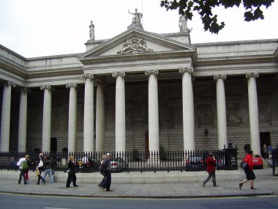 Υψηλόβαθμοι ιρλανδοί τραπεζίτες καταδικάστηκαν για την κρίση του 2008