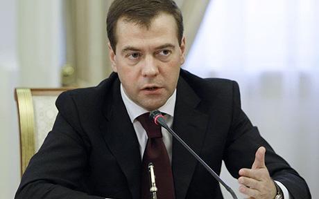 Μεντβέντεφ: Ανοησίες τα όσα καταλογίζουν στην ρωσική κυβέρνηση περί διαφθοράς