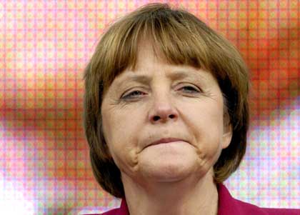 Κρύβει στοιχεία η Μέρκελ για το χρέος της Γερμανίας;