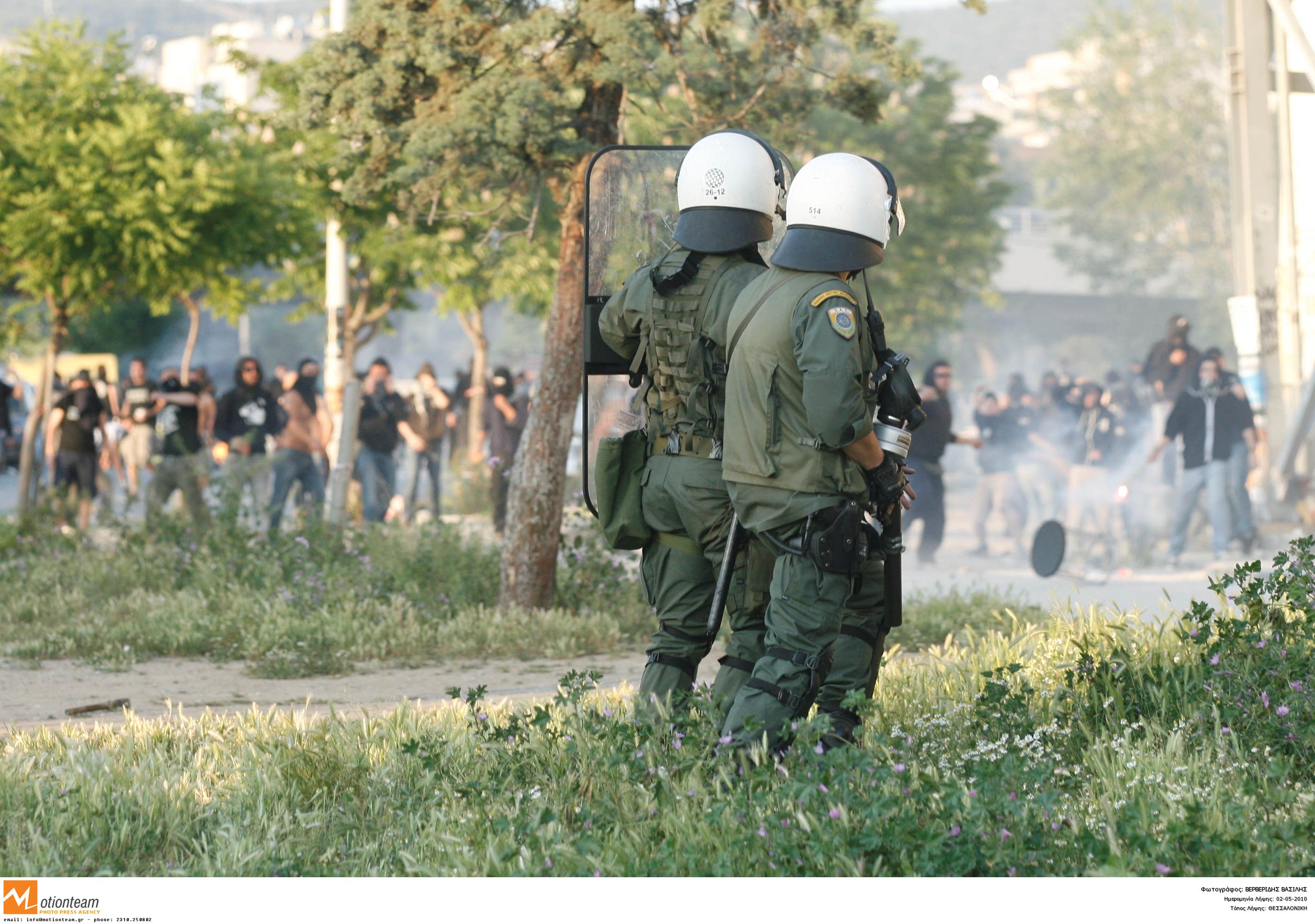 Δύο αστυνομικοί τραυματίες σε επεισόδια στην Πάτρα
