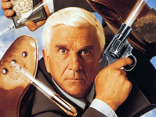 Ποιοι σταρ έγραψαν στο twitter τους για τον Leslie Nielsen;