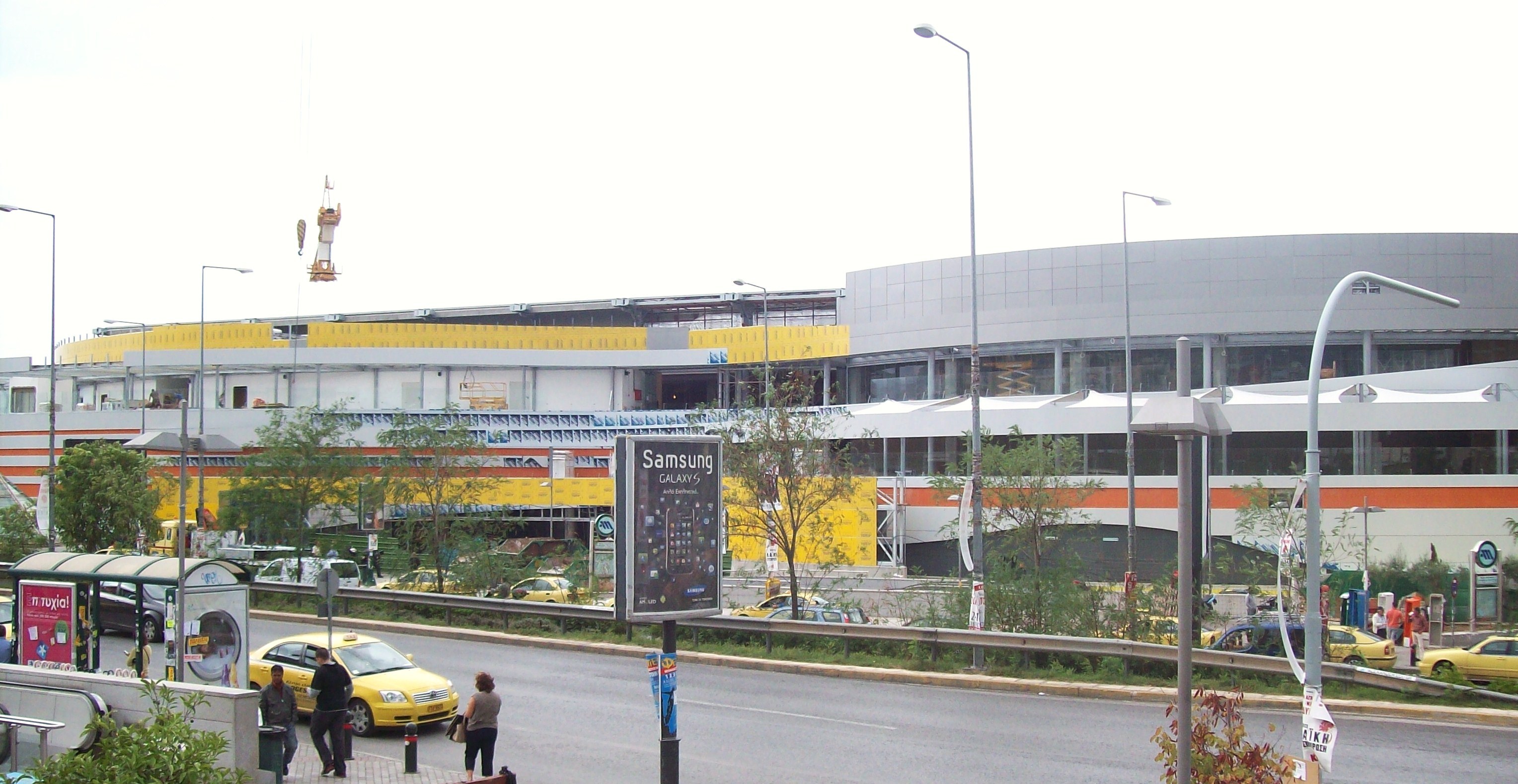 Άνοιξε τις πύλες του το Athens Metro Mall