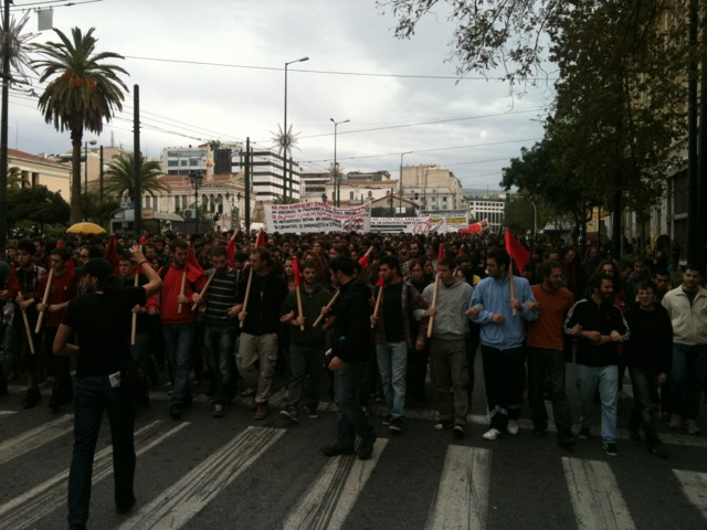 Φοιτητές διαδηλώνουν στα Προπύλαια