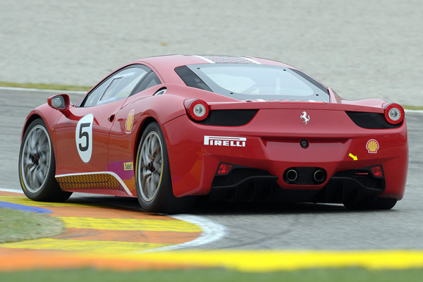 Επίσημα η νέα Ferrari 458 Challenge!