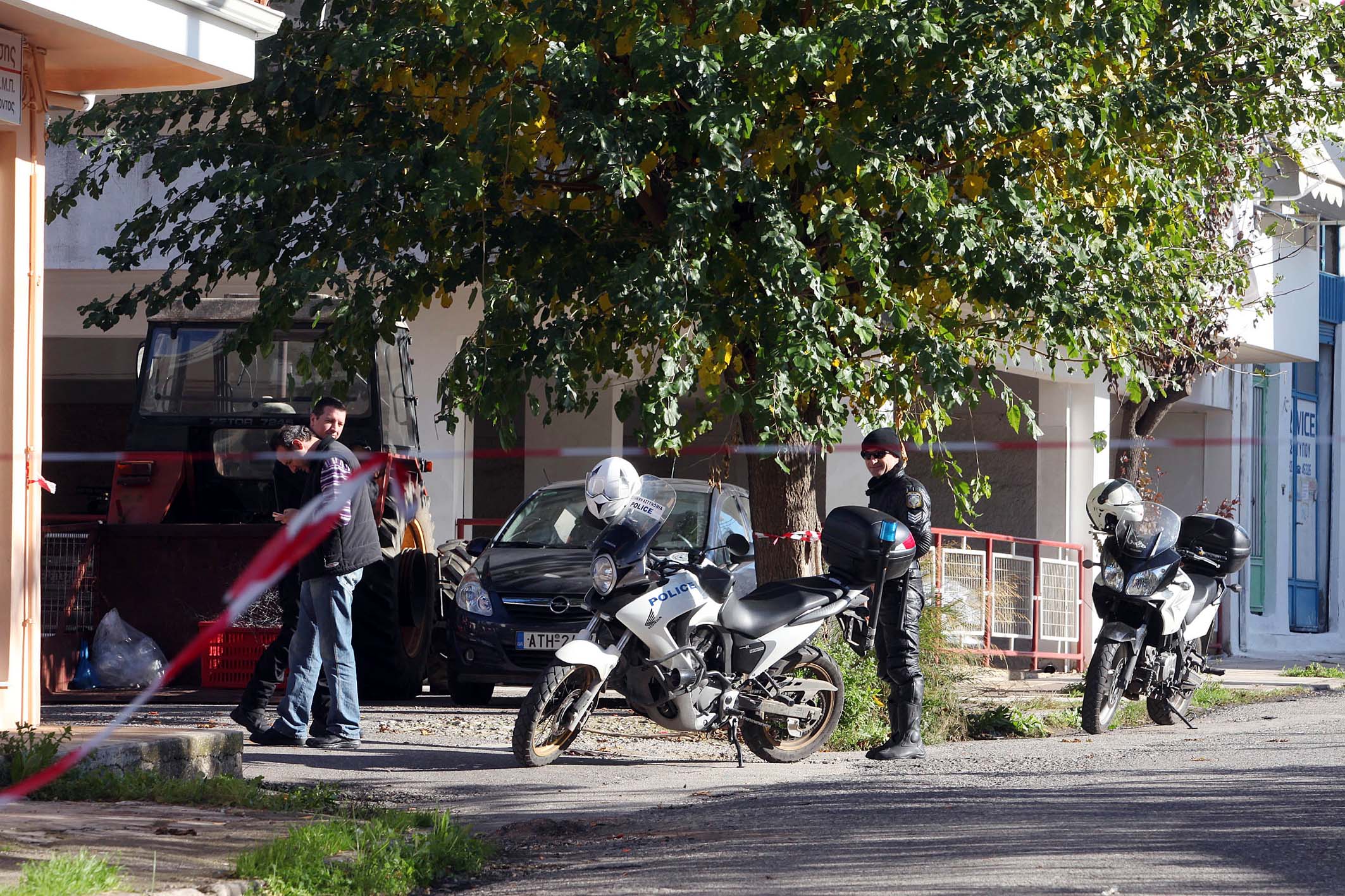 «Καθαρά» και τα όπλα του Αγρινίου