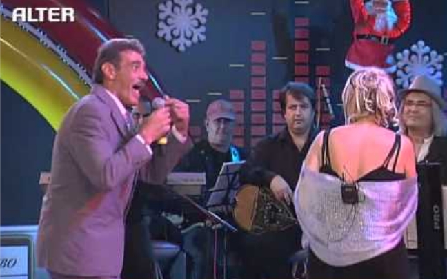 «Αχ, Κούλα»… το ειδύλλιο που έγινε καψουροτράγουδο