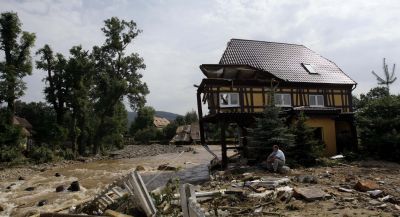 Στους εβδομήντα οι νεκροί στην Πολωνία