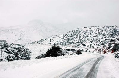 Στα λευκά η  Κρήτη