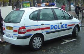 Η αντιτρομοκρατική ερευνά το έγκλημα στο Παρίσι