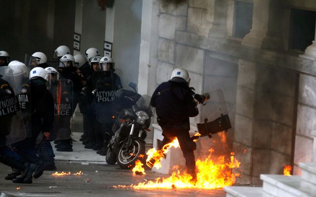 Καταδικάζει η ΓΣΕΕ την επίθεση στον Κ. Χατζηδάκη