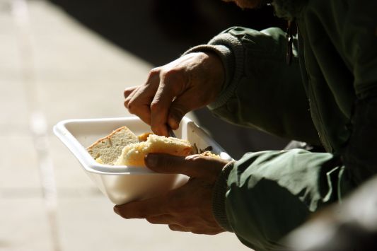 Επισιτιστικό πρόγραμμα για άπορους στα Τρίκαλα