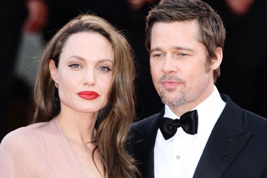 Θα πάρει την Angelina «με παπά και με κουμπάρο»;