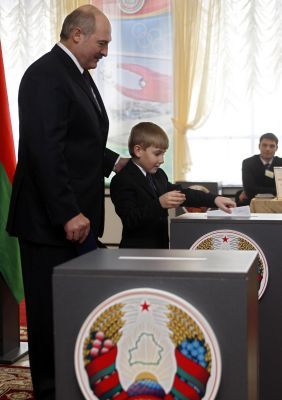 Με χειροπέδες 7 υποψήφιοι της αντιπολίτευσης στη Λευκορωσία