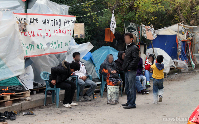 «Κατασκήνωση» έξω από την Ύπατη Αρμοστεία του ΟΗΕ