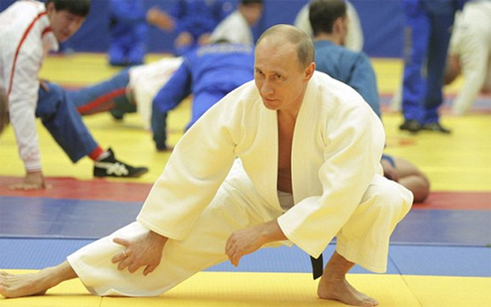 Η μαύρη ζώνη και ο Πούτιν