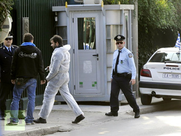 Συναγερμός στις αμερικανικές πρεσβείες