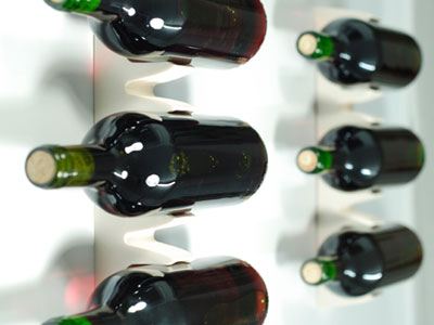 Εντολή στο ΣΔΟΕ για ελέγχους στις εισαγωγές κρασιών