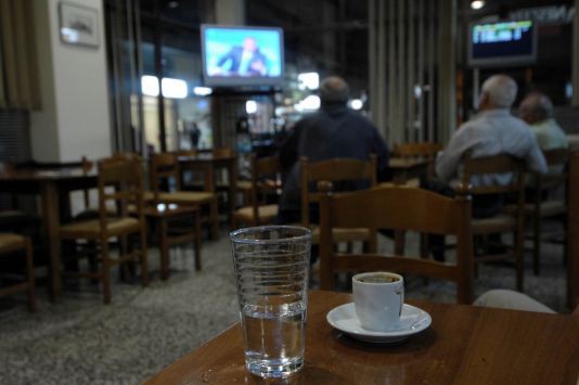 Έκλεψαν το κατάστημα, έκλεψαν και τον πελάτη!