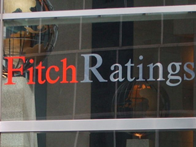 Υποβάθμισε τέσσερις ελληνικές τράπεζες ο Fitch Ratings