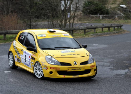 Η Renault εξετάζει το ενδεχόμενο εμπλοκής στο WRC