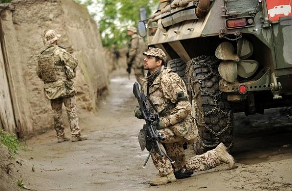 Η Βρετανία θέλει να τερματιστεί ο πόλεμος στο Αφγανιστάν