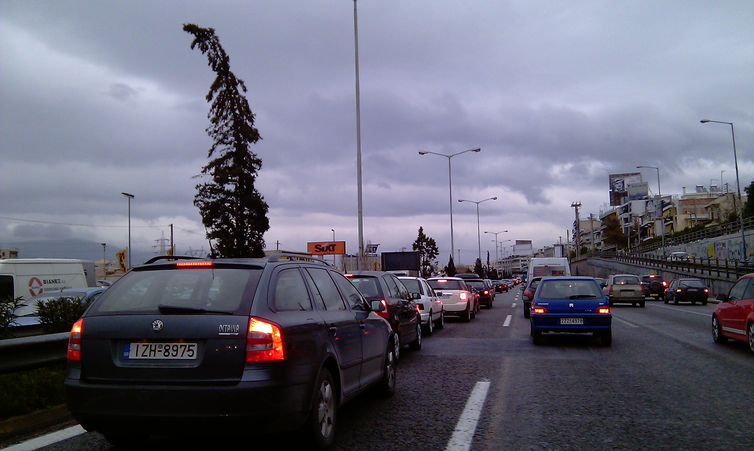 Ολιγόλεπτες διακοπές κυκλοφορίας στην εθνική οδό Αθηνών &#8211; Πατρών