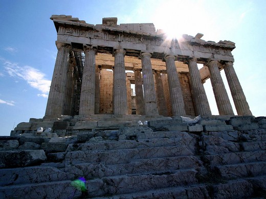«Στα πρόθυρα της κατάρρευσης η Ελλάδα»