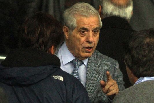 «Έχω την πρόθεση να βάλω το χέρι την τσέπη»
