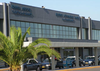 Οι πτήσεις από Λιβύη «φρακάρουν» το αεροδρόμιο Χανίων