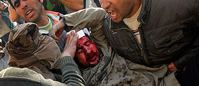 Πάνω από 600 οι τραυματίες στο Κάιρο