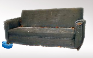 Ο καναπές και το παλιό τασάκι