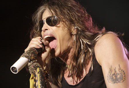 Το «American Idol» ανέβασε τις μετοχές του Steven Tyler