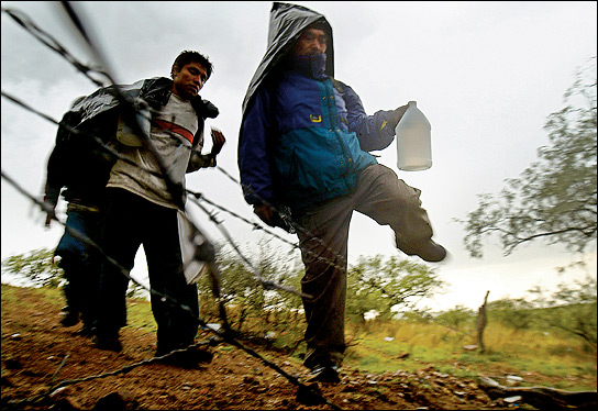 «Άδικη η ισχύουσα κατάσταση γεωγραφικής υποδοχής παράνομων μεταναστών»