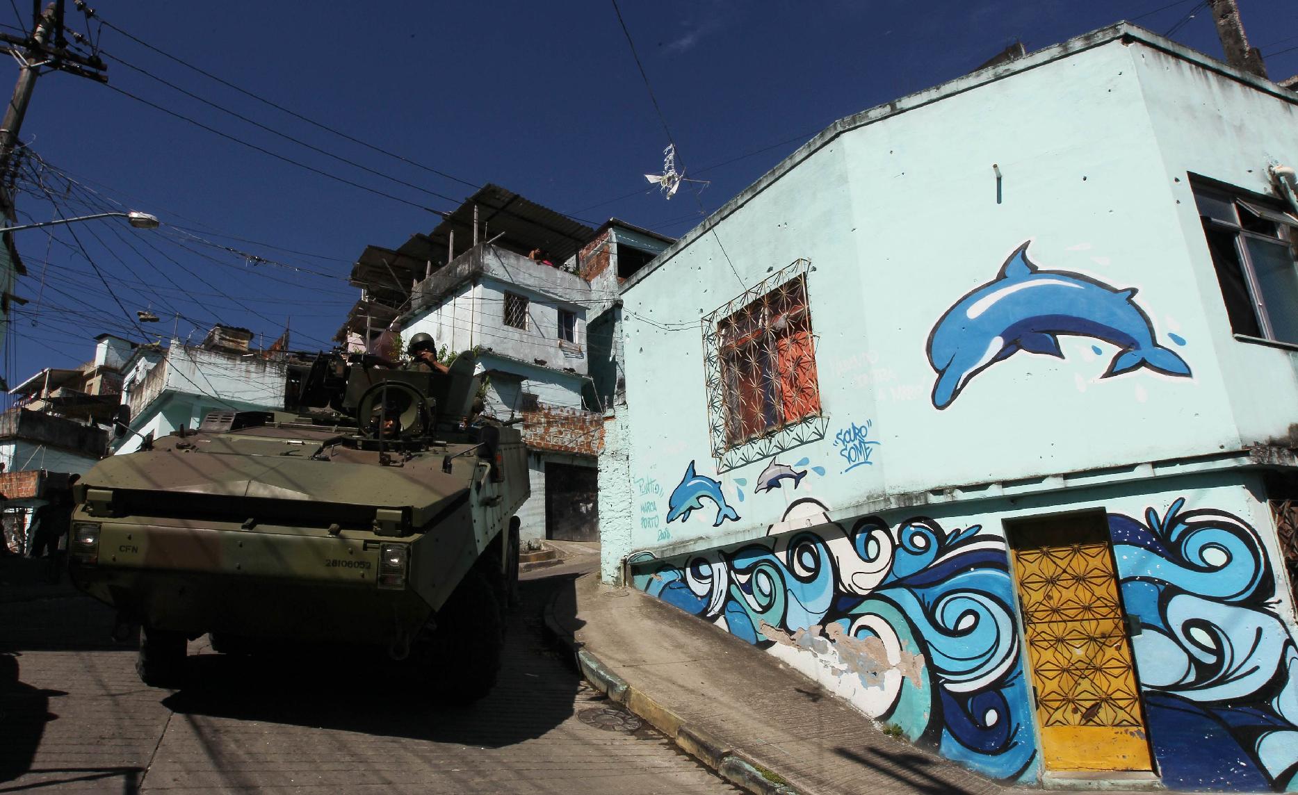 Αστυνομία και στρατός στις φαβέλες στο Ρίο