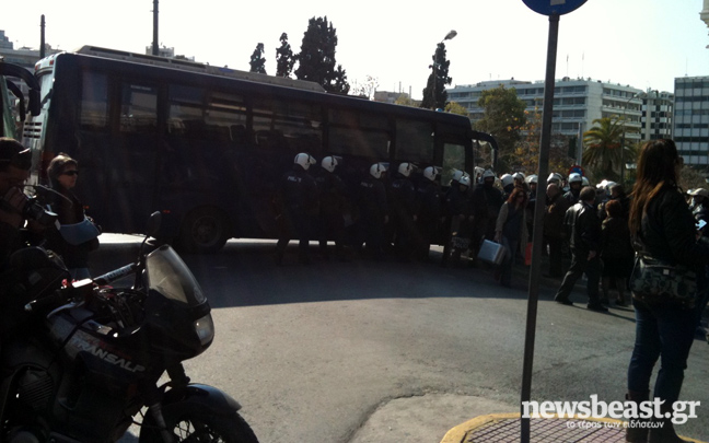 Κομφούζιο έξω από τη Μεγάλη Βρετάνια