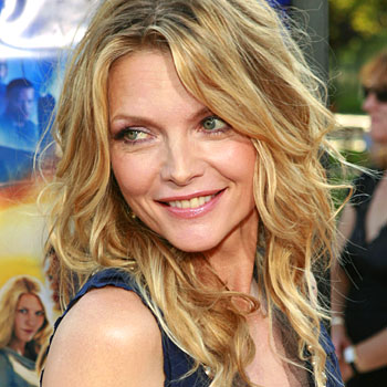 Η Michelle Pfeiffer στην ταινία του Tim Burton