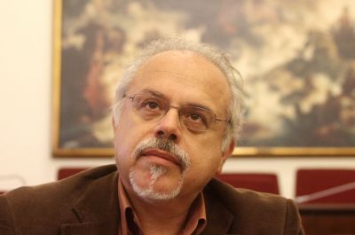 Απόσυρση του νομοσχεδίου για τον αιγιαλό ζήτησε ο Τρεμόπουλος