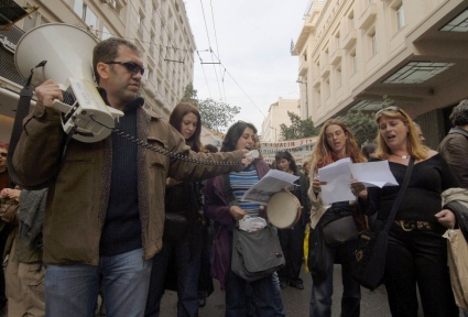 «Εχθρική ενέργεια» η κατάργηση της μετεκπαίδευσης