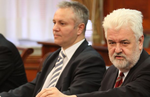 Κυβερνητική κρίση απειλείται στη Σερβία