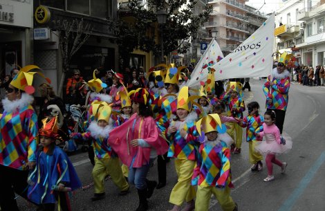 Αποκριάτικη Αλφαβητοπαρέλαση στην Καβάλα