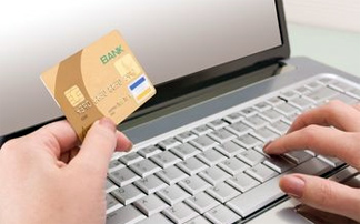 Αύξηση των online αγορών κατά 15% στις ΗΠΑ