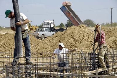 Μειώθηκαν κατά 15,3% οι οικοδομικές άδειες