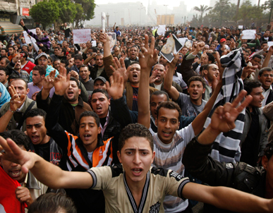 Συγκρούσεις έξω από δικαστήριο στην Αίγυπτο