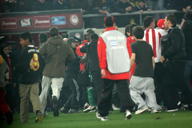 Κι όμως, κάποιος ζήλεψε την ατμόσφαιρα στο Καραϊσκάκη