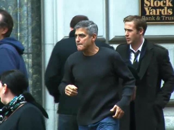Θαυμάστε τον George Clooney επί τω έργω