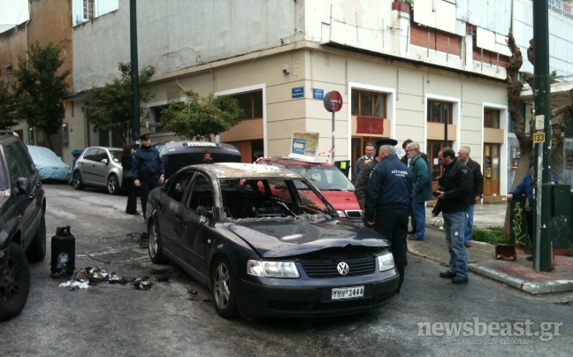 Κλεμμένο το αυτοκίνητο που πήρε φωτιά στο Παγκράτι