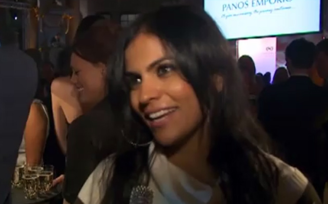 Η Ελληνίδα που μαγεύει με τη μουσική της το Χόλιγουντ