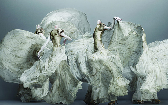 Η «άγρια ομορφιά» του Alexander McQueen