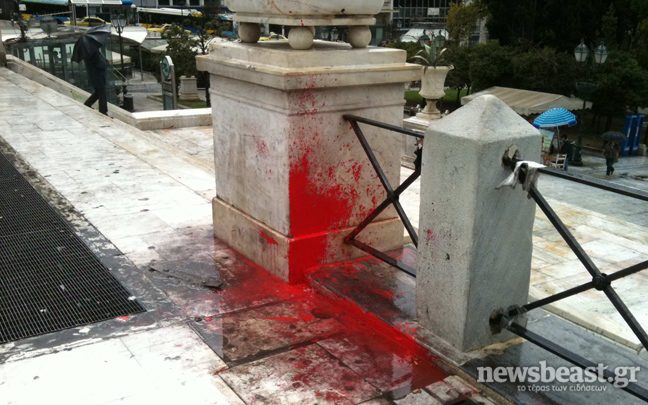 Η Αθήνα μετρά τις ζημιές της…